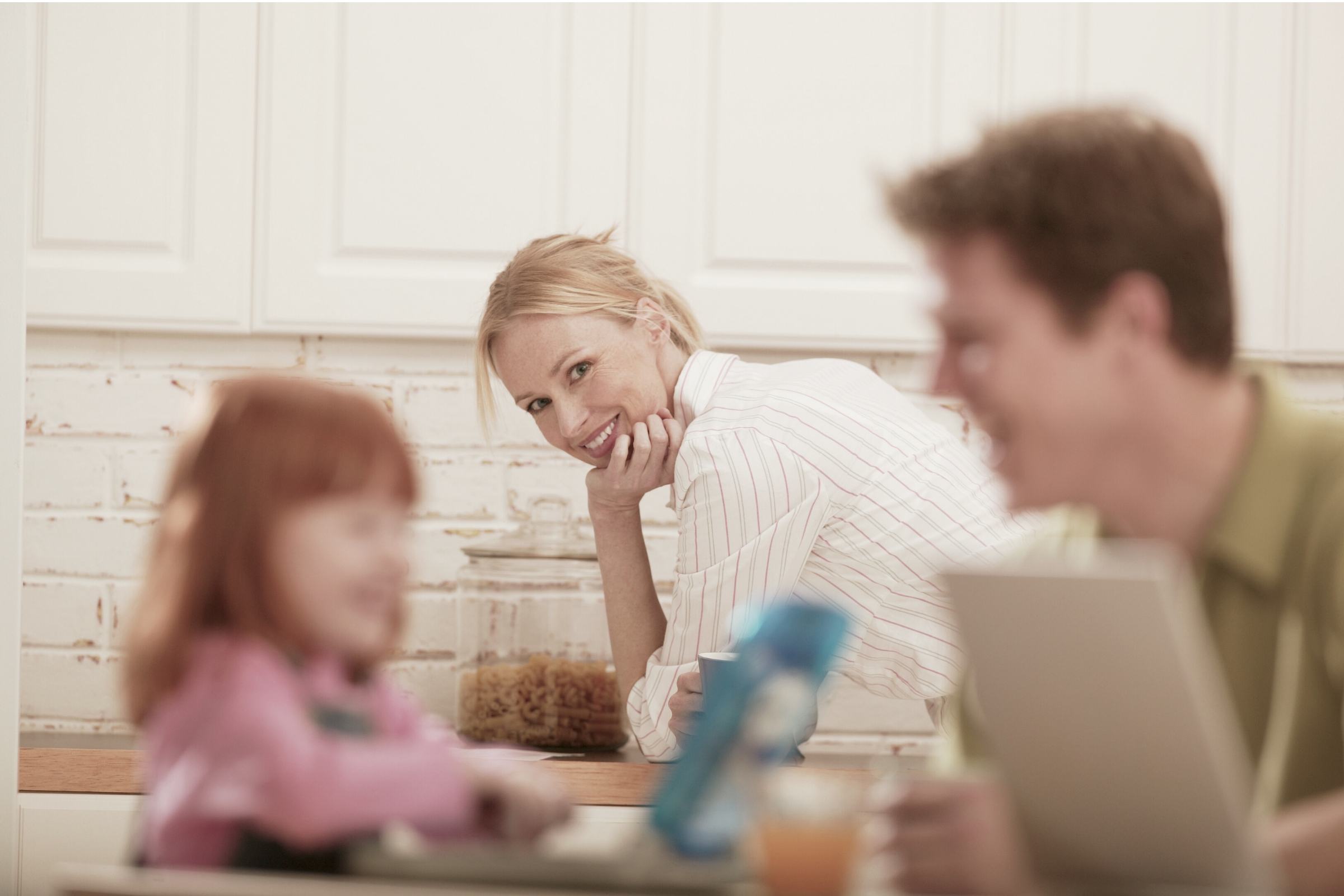 happy work at home family_2400x1600